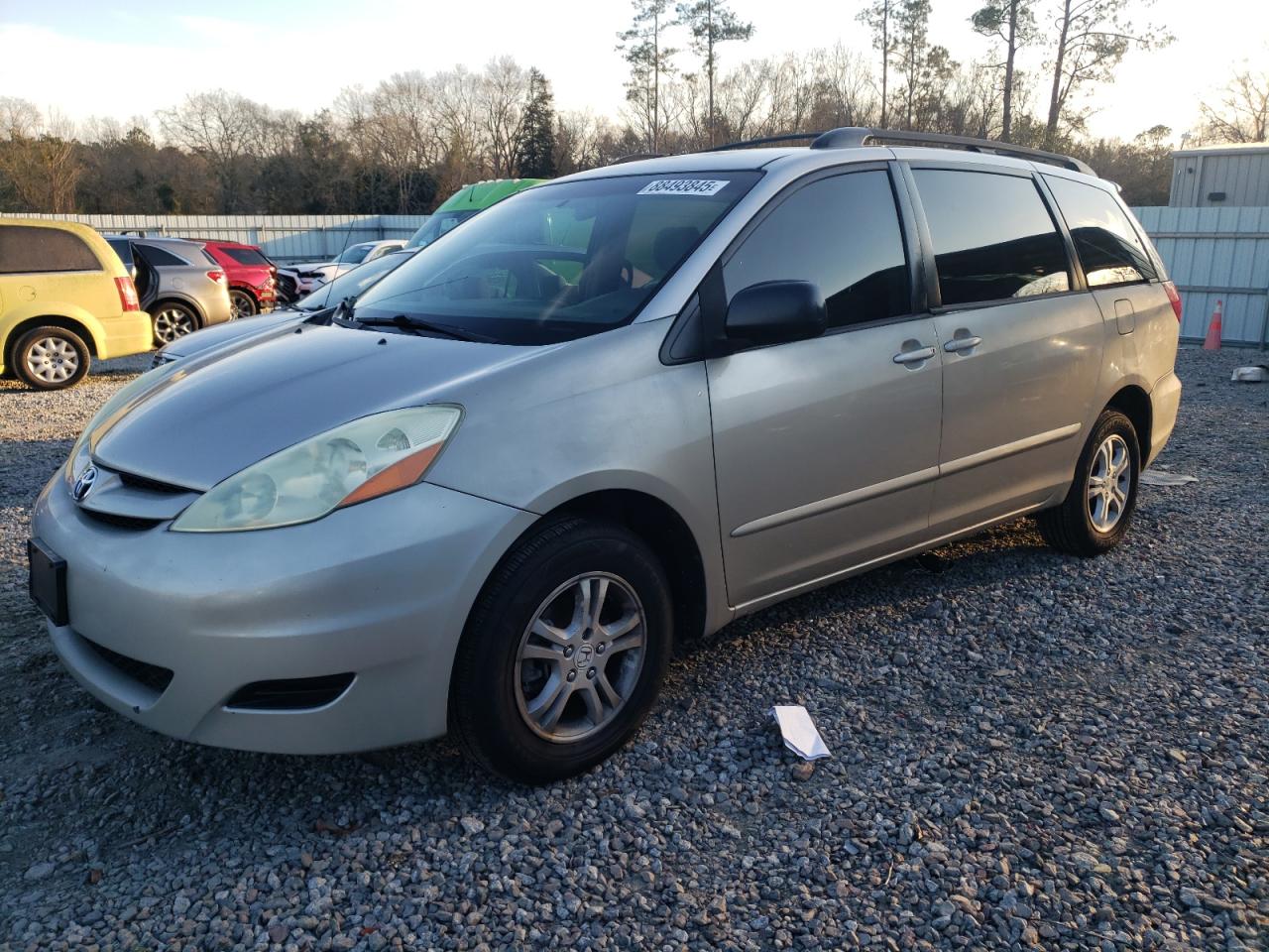 TOYOTA SIENNA CE 2006