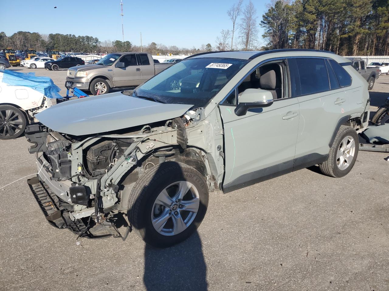 TOYOTA RAV4 XLE 2021
