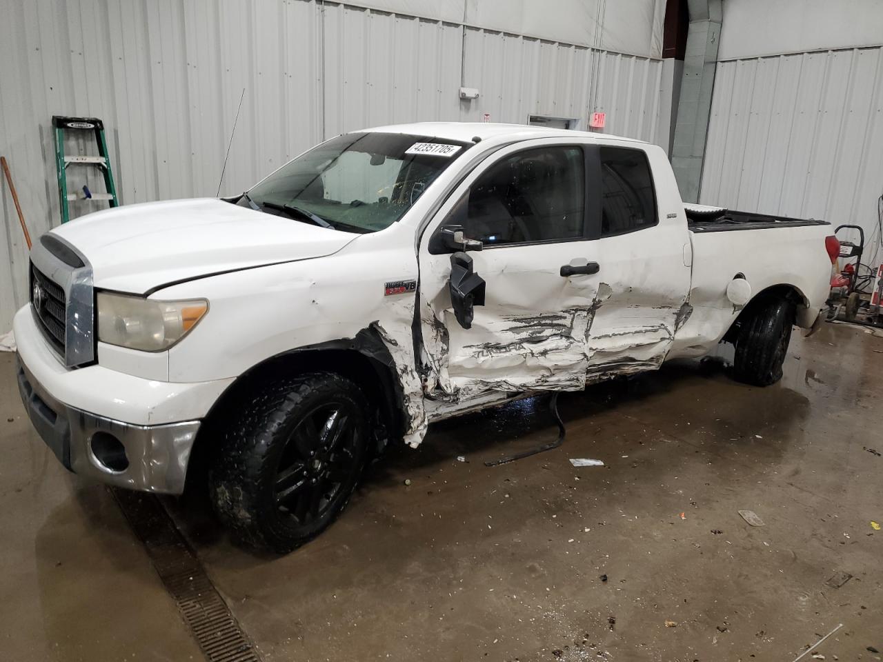 TOYOTA TUNDRA DOU 2008