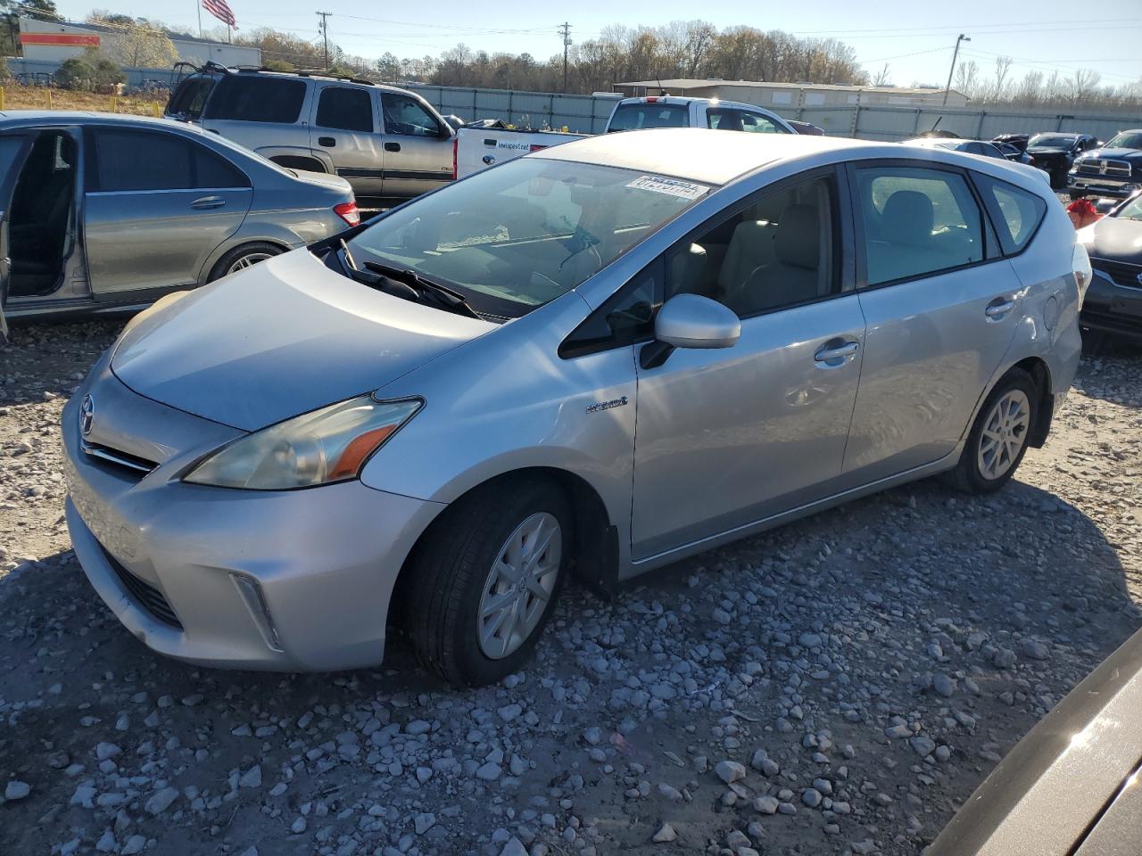 TOYOTA PRIUS V 2012
