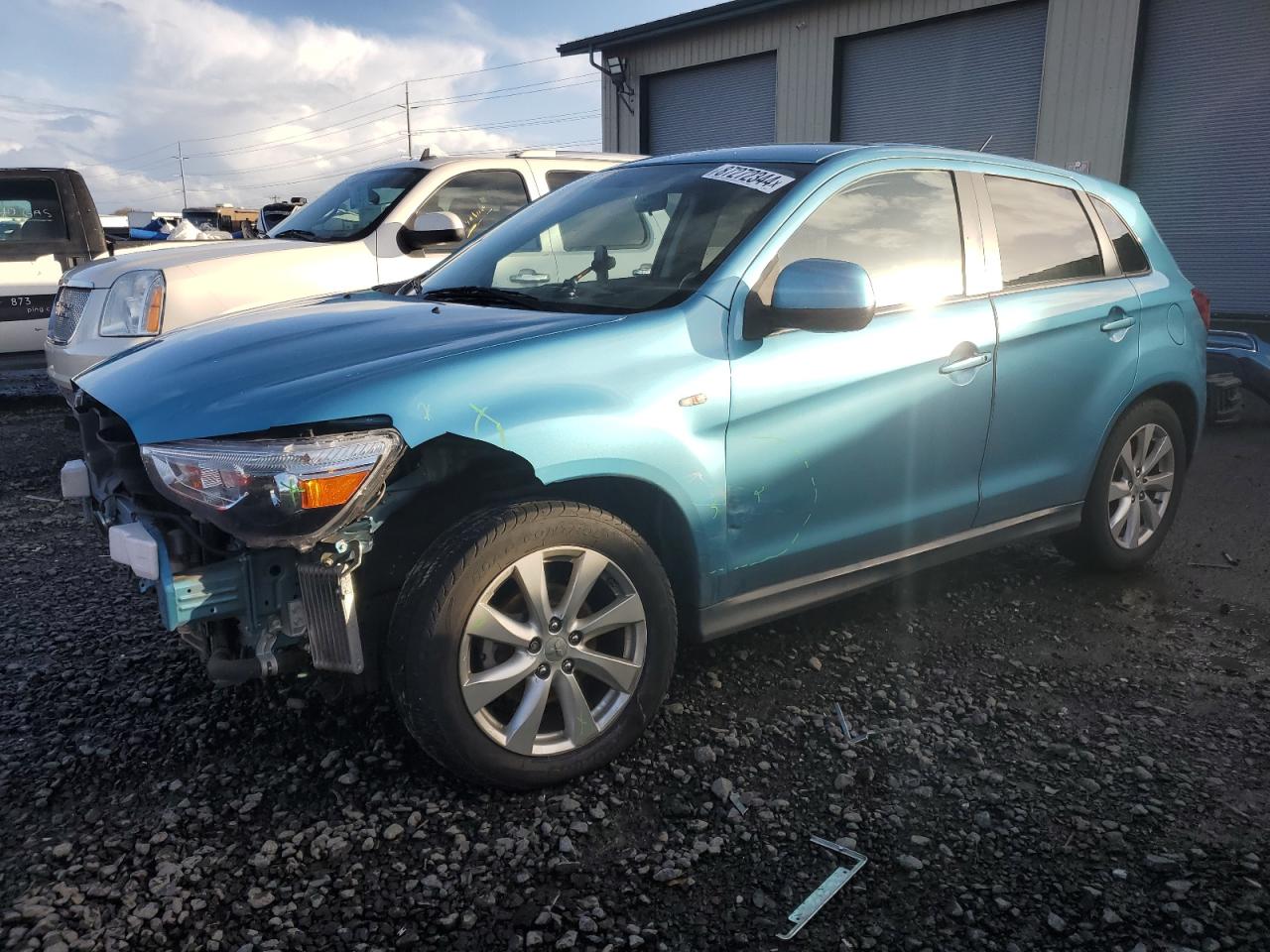 MITSUBISHI OUTLANDER 2013