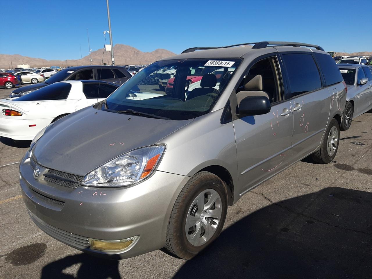 TOYOTA SIENNA CE 2005