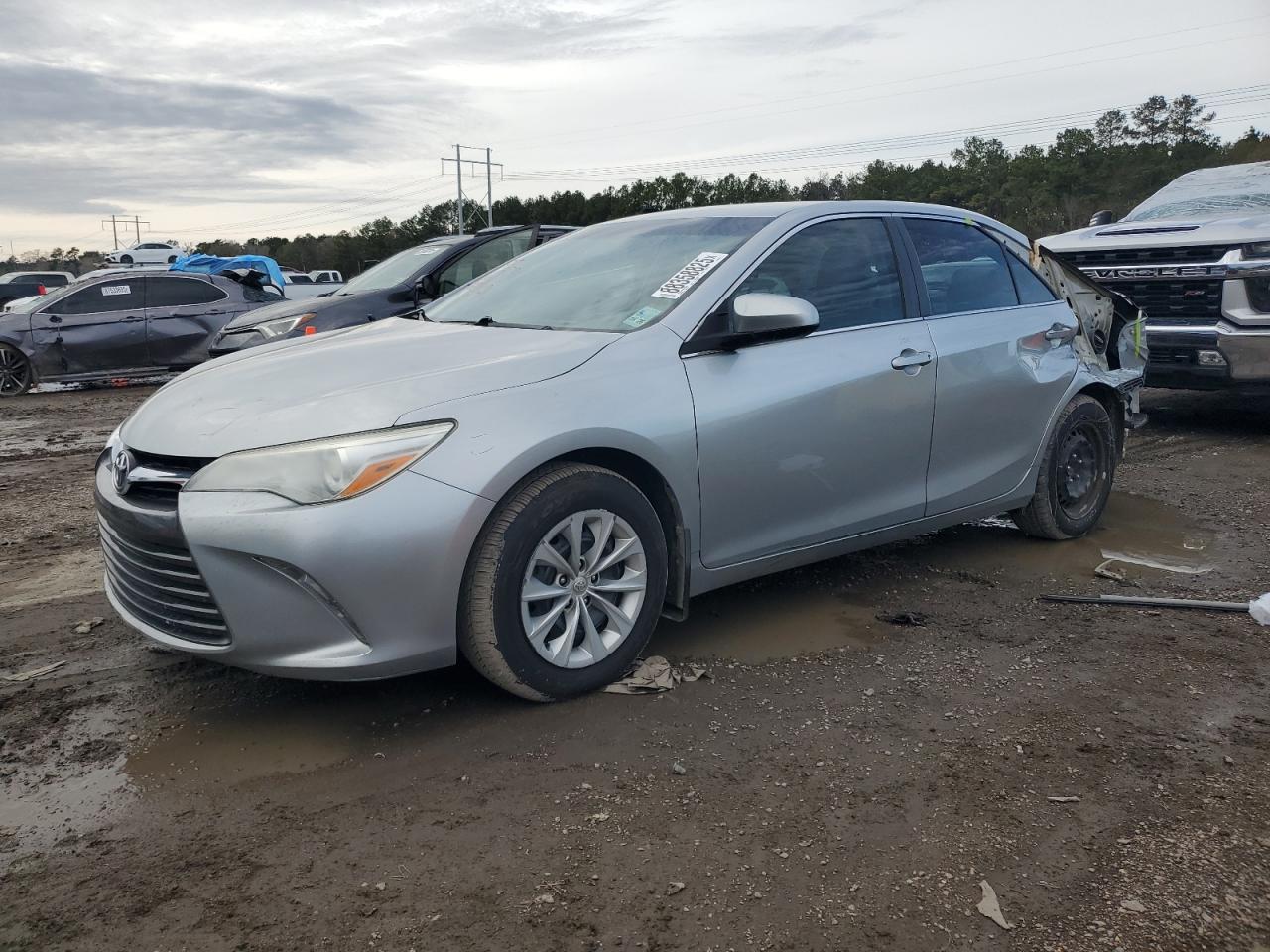 TOYOTA CAMRY LE 2017