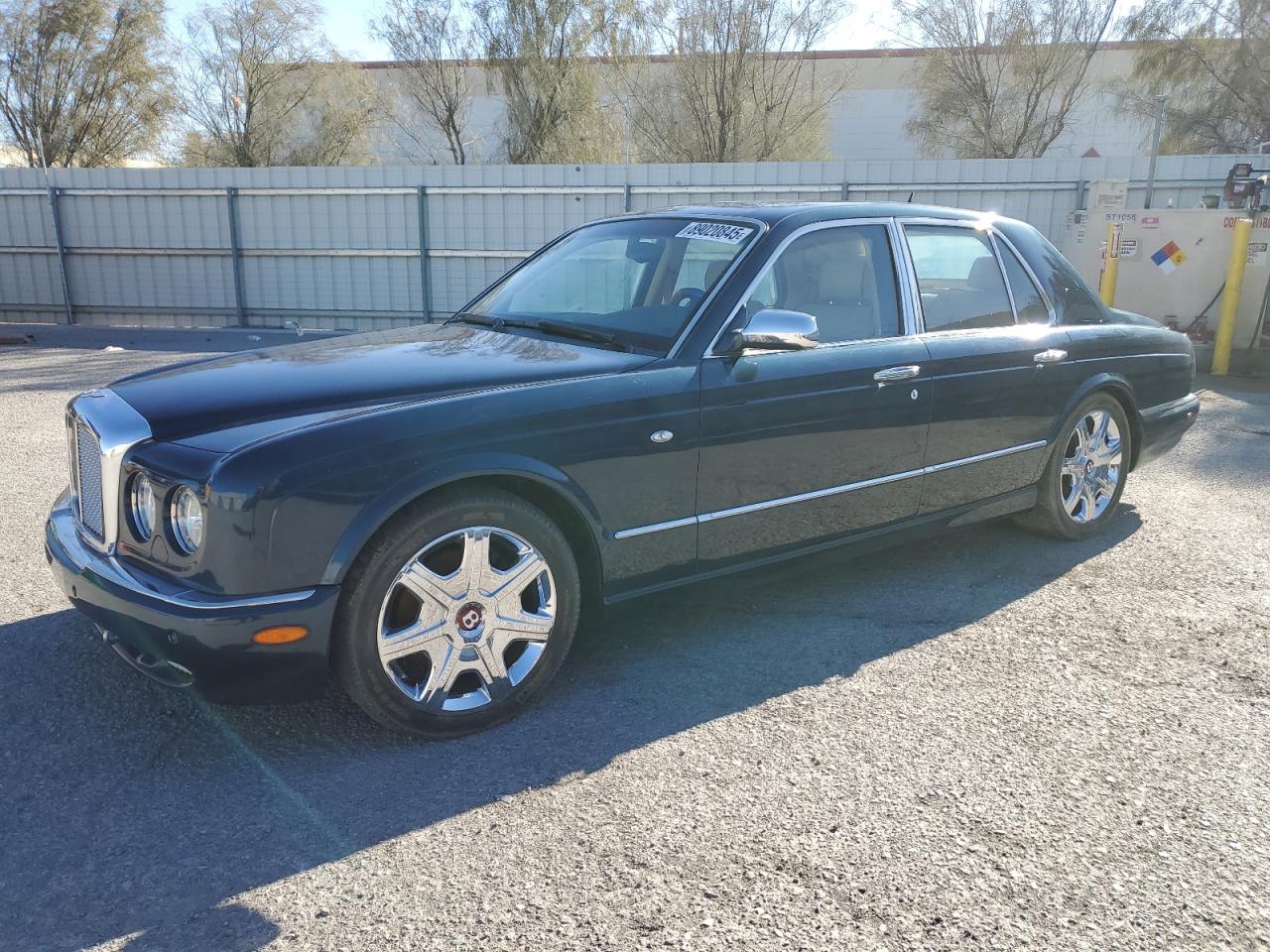 BENTLEY ARNAGE RED 2006