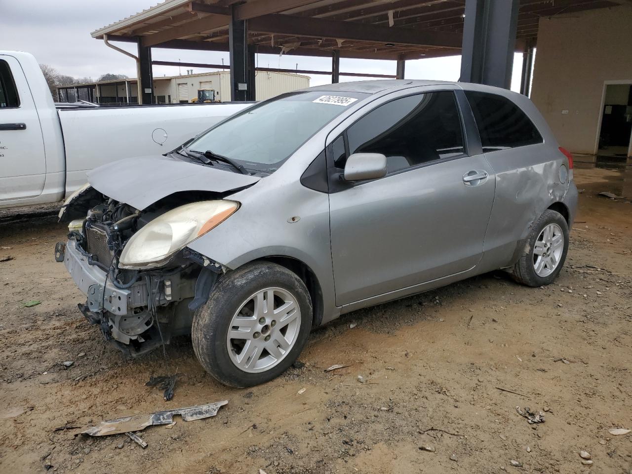 TOYOTA YARIS 2009