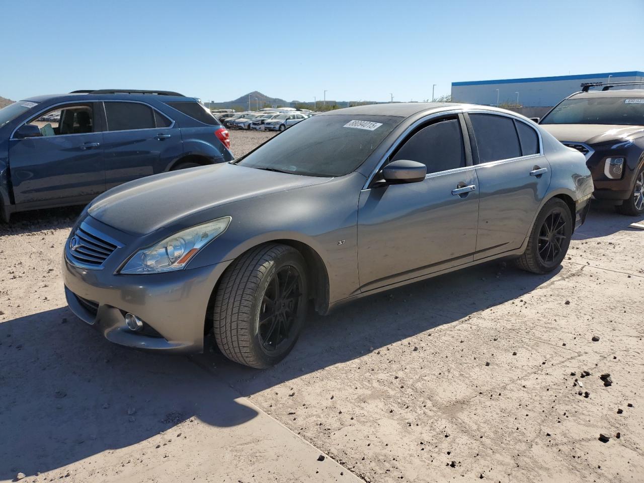 INFINITI Q40 2015