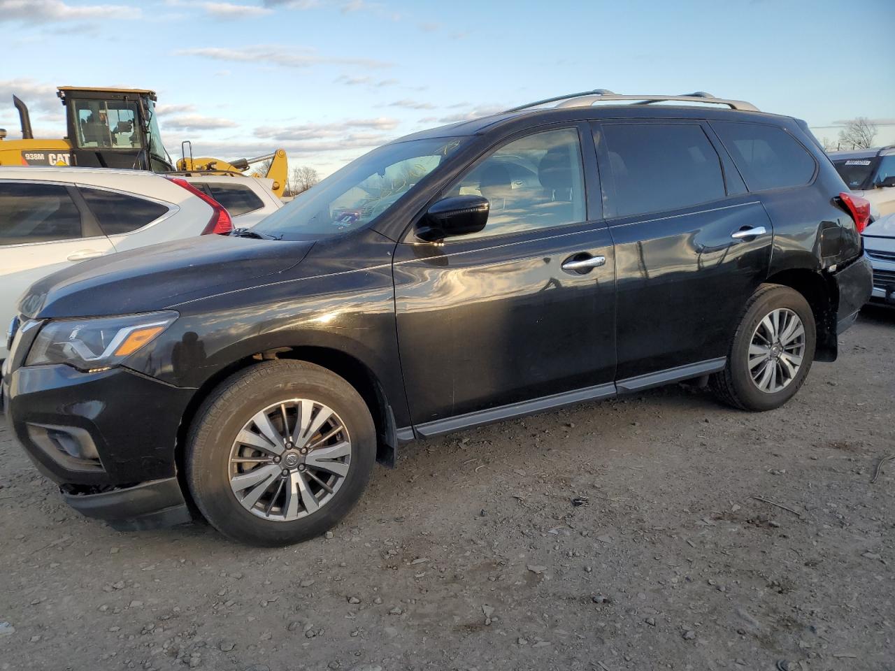 NISSAN PATHFINDER 2019