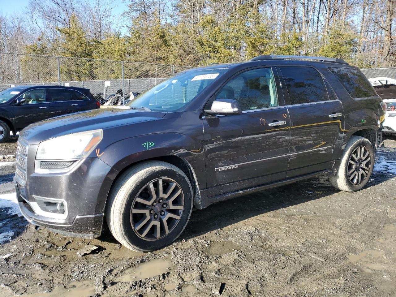 GMC ACADIA DEN 2013