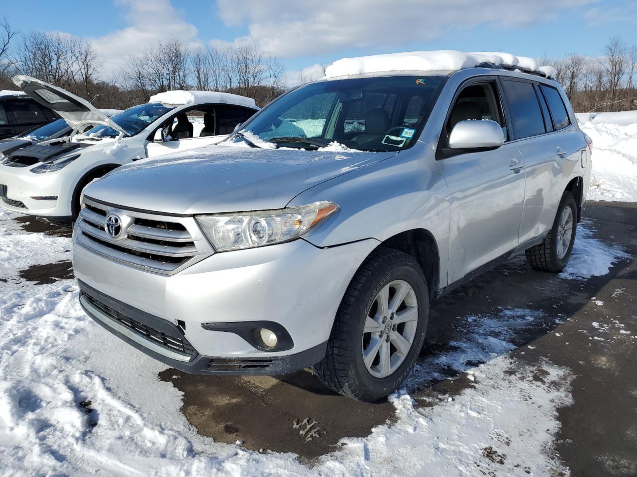 TOYOTA HIGHLANDER 2011