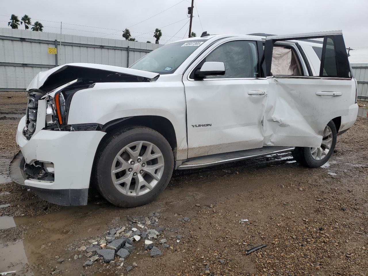 GMC YUKON SLT 2015