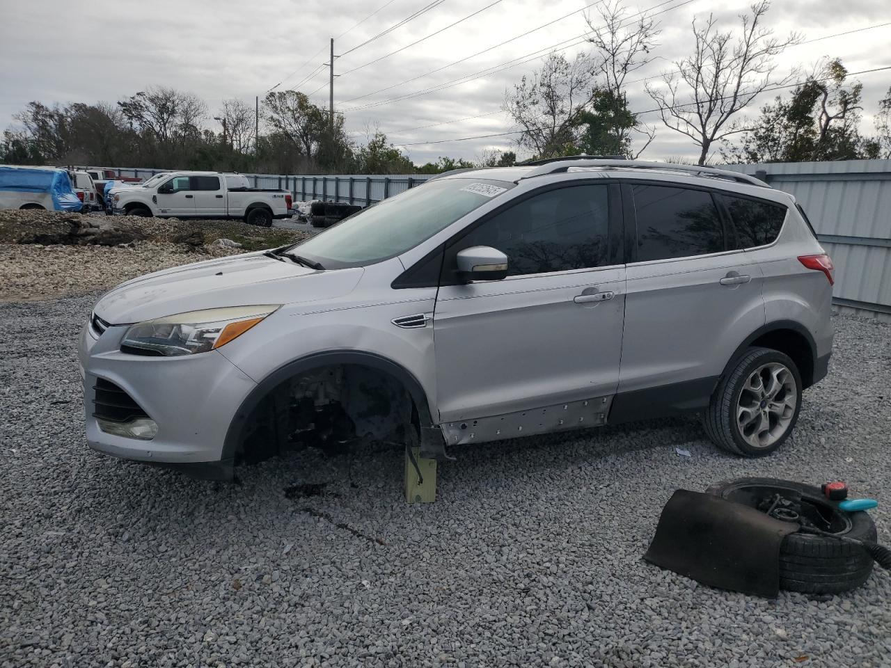 FORD ESCAPE TIT 2013