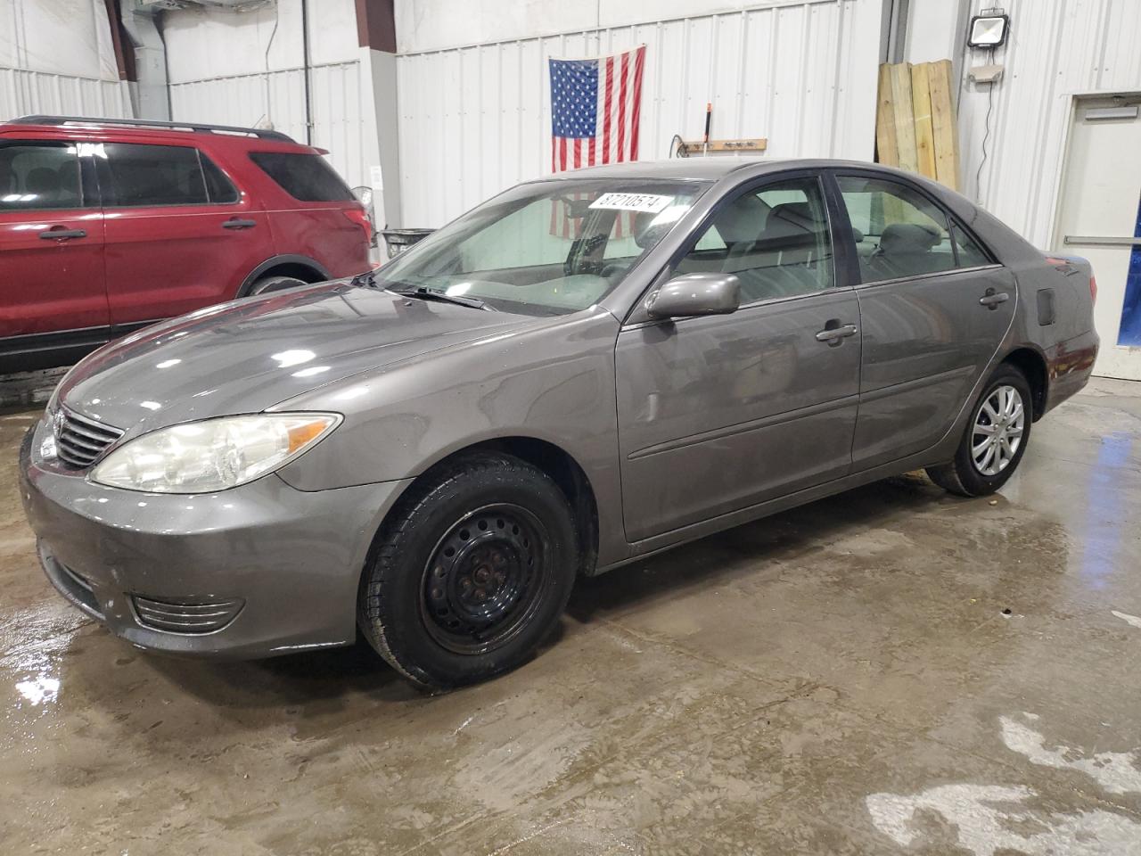 TOYOTA CAMRY LE 2005