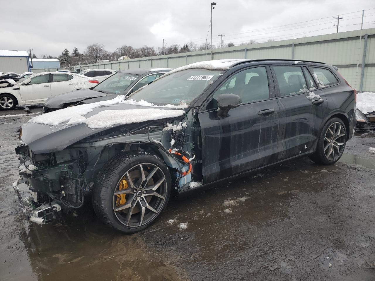 VOLVO V60 POLEST 2024