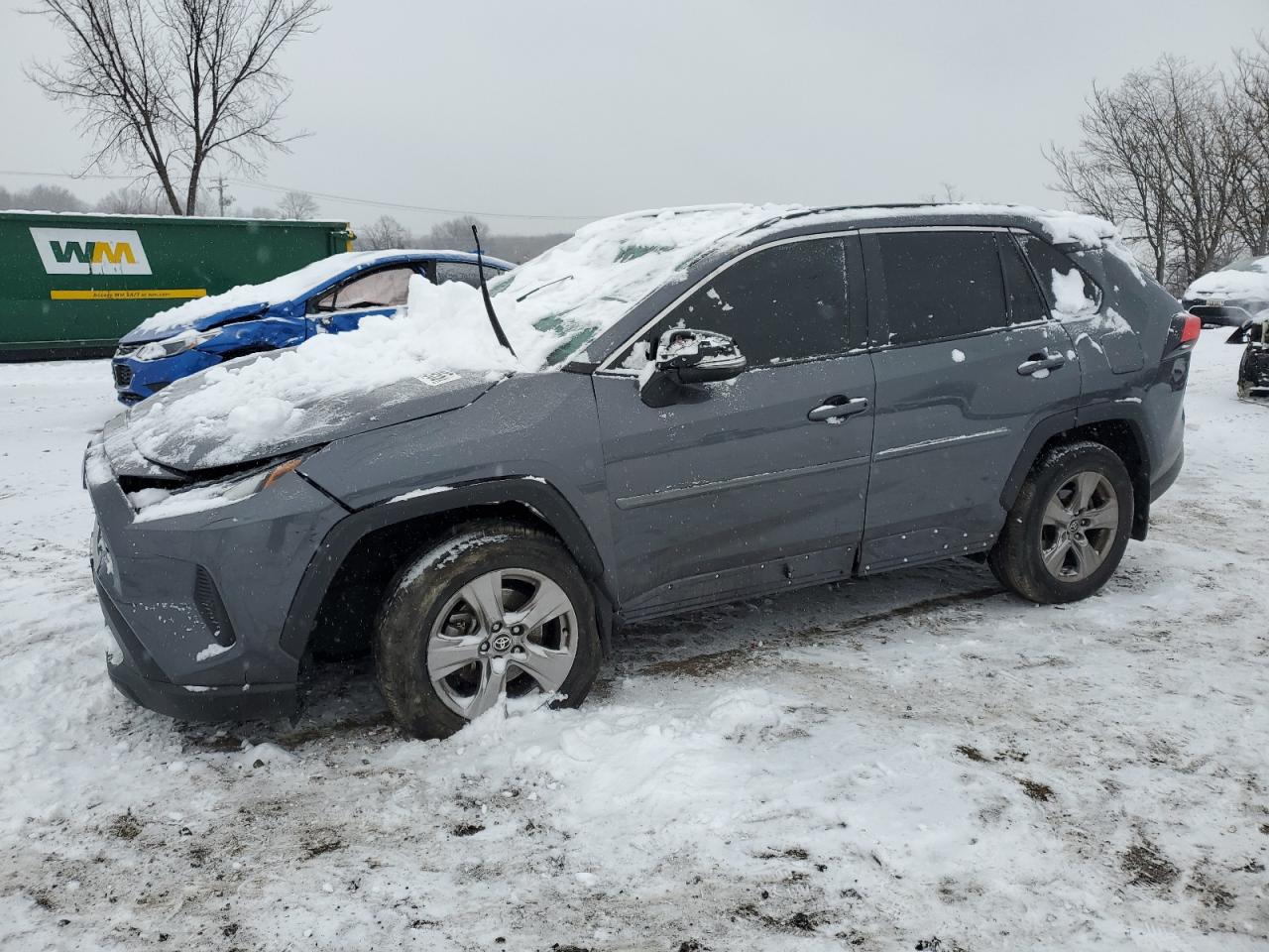 TOYOTA RAV4 XLE 2022