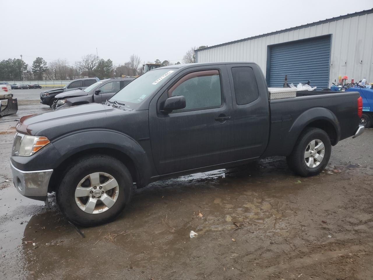 NISSAN FRONTIER K 2010