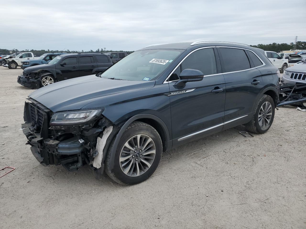 LINCOLN NAUTILUS 2023