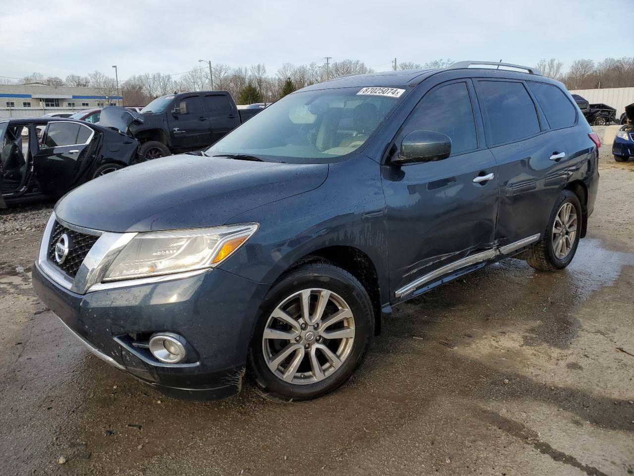 NISSAN PATHFINDER 2015