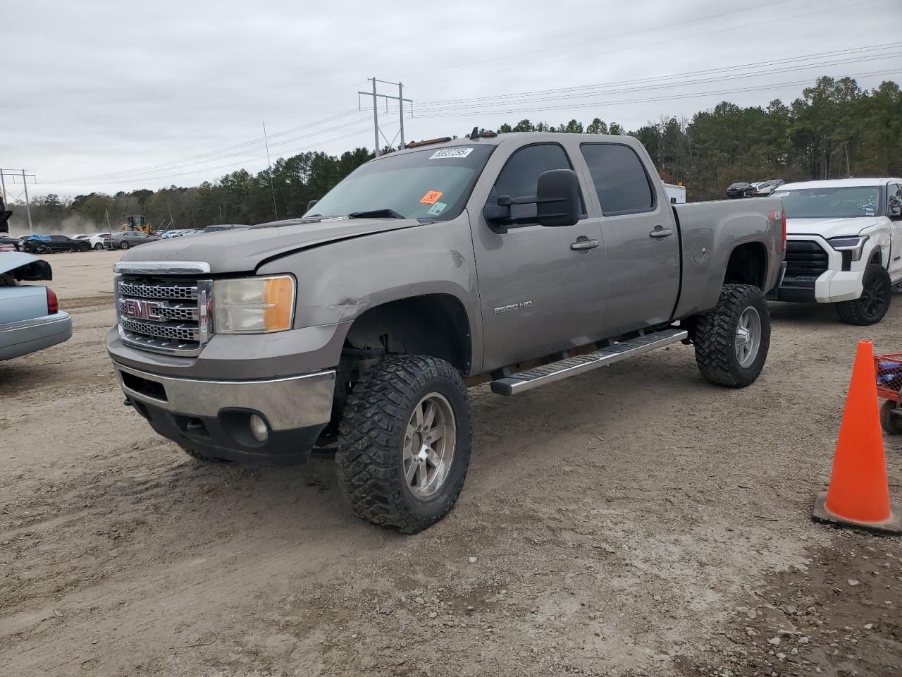 GMC SIERRA K25 2013