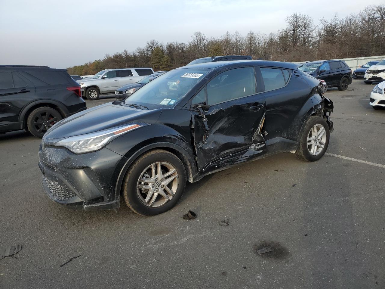 TOYOTA C-HR XLE 2021