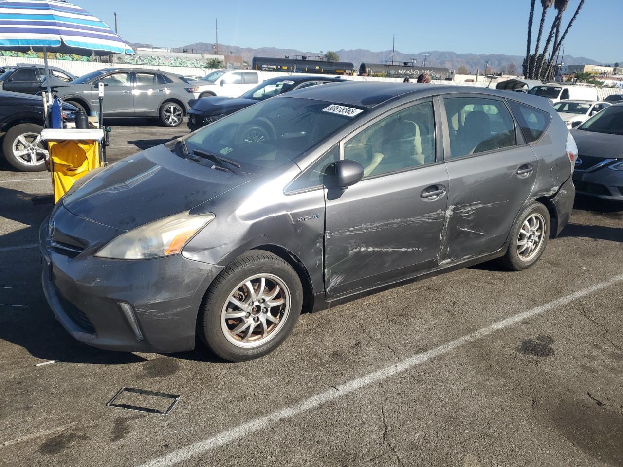 TOYOTA PRIUS V 2012