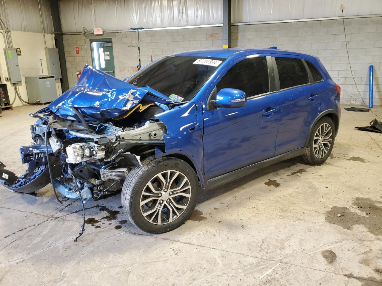 MITSUBISHI OUTLANDER 2018