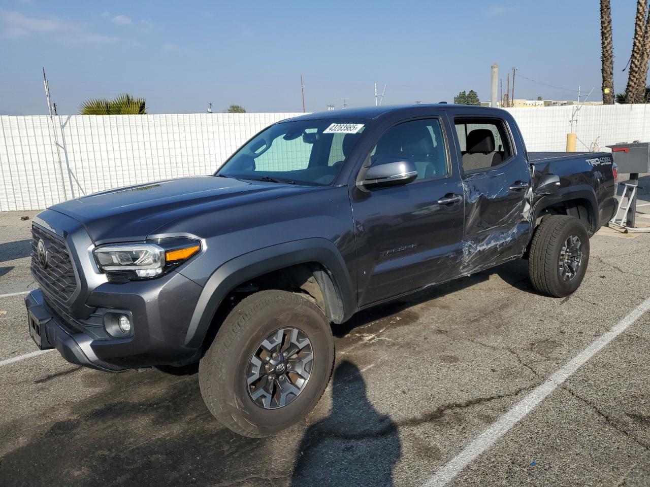 TOYOTA TACOMA DOU 2021