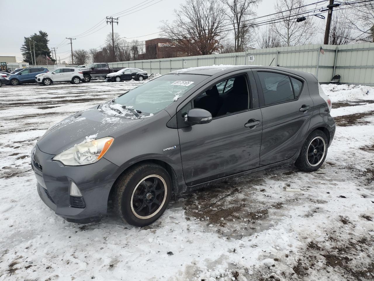 TOYOTA PRIUS C 2014