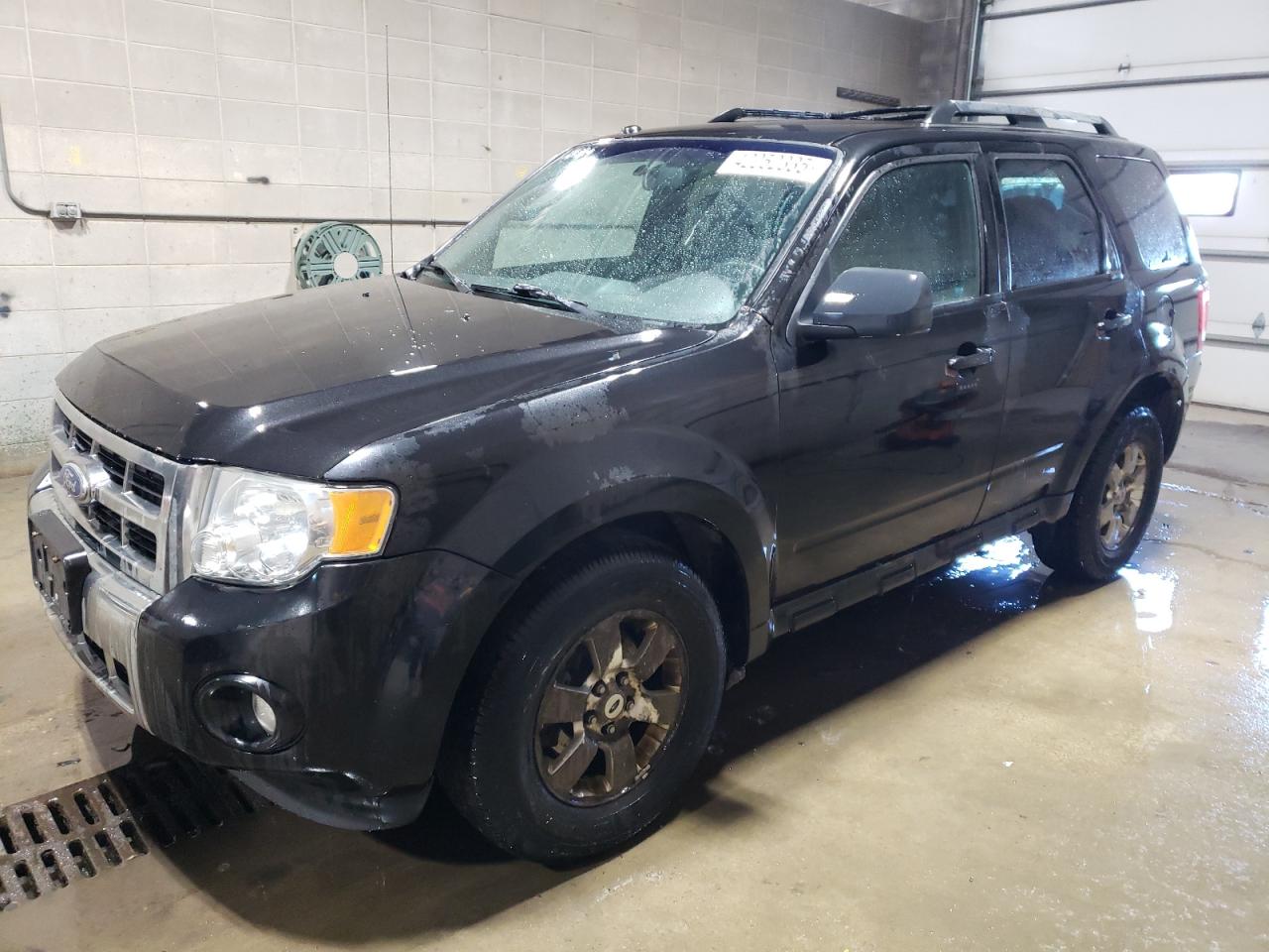 FORD ESCAPE LIM 2011