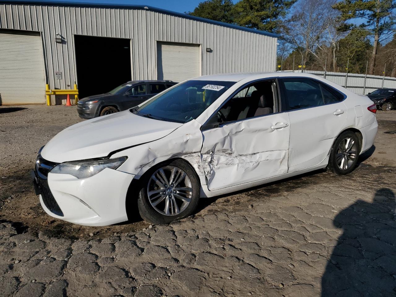 TOYOTA CAMRY LE 2017