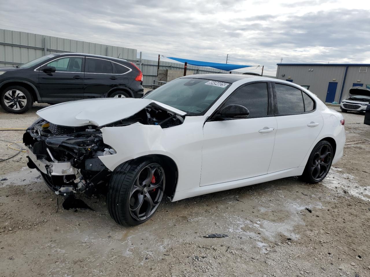 ALFA ROMEO GIULIA TI 2021