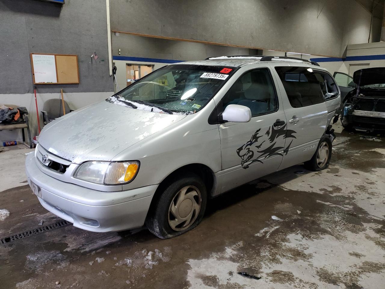 TOYOTA SIENNA 2002