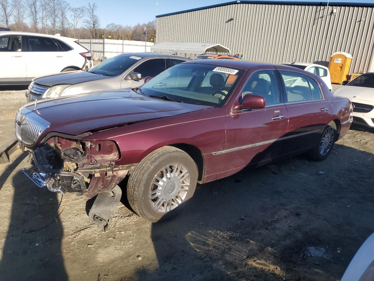 LINCOLN TOWN CAR S 2008