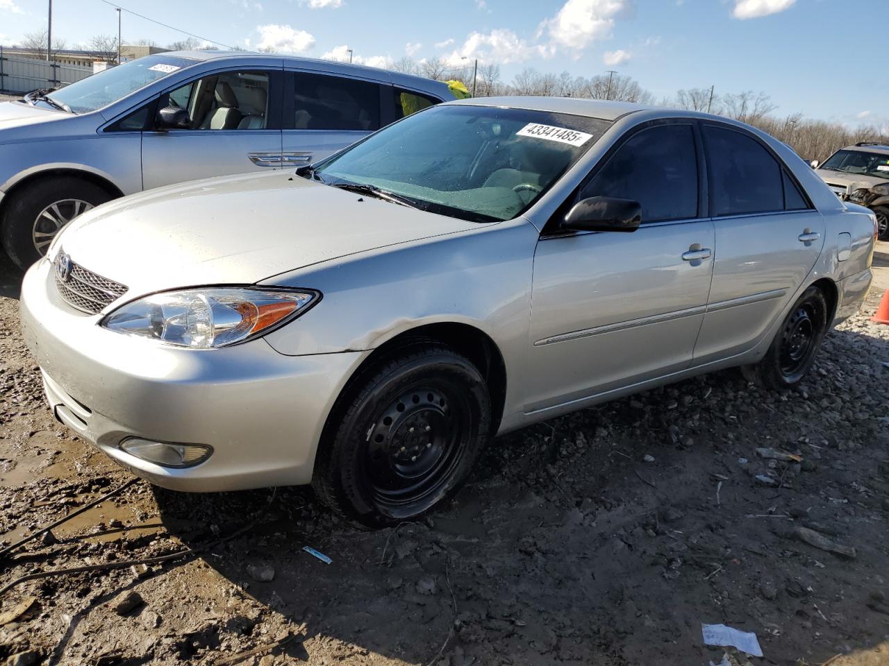 TOYOTA CAMRY LE 2004