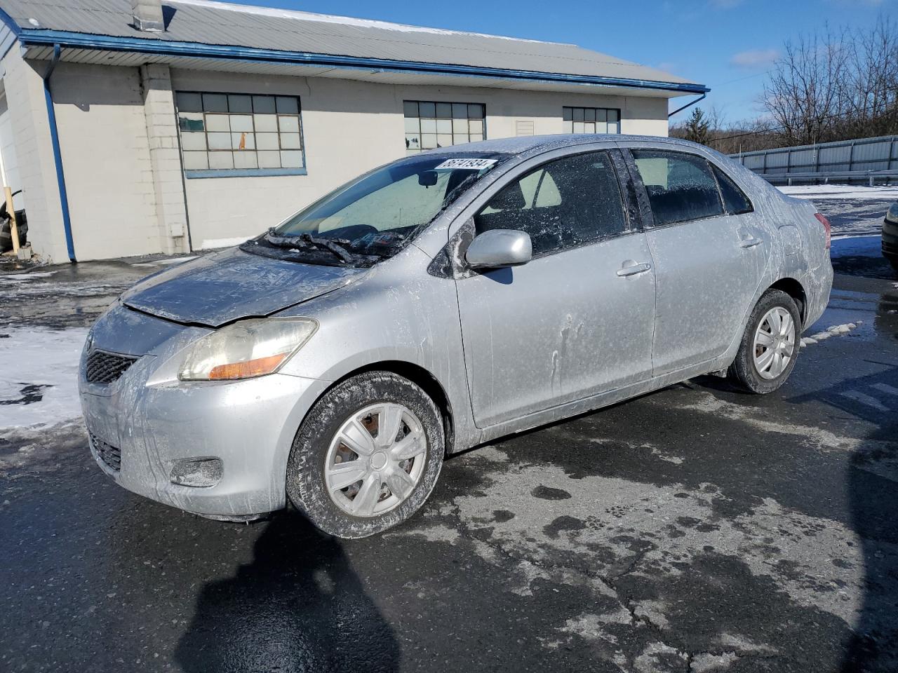TOYOTA YARIS 2010