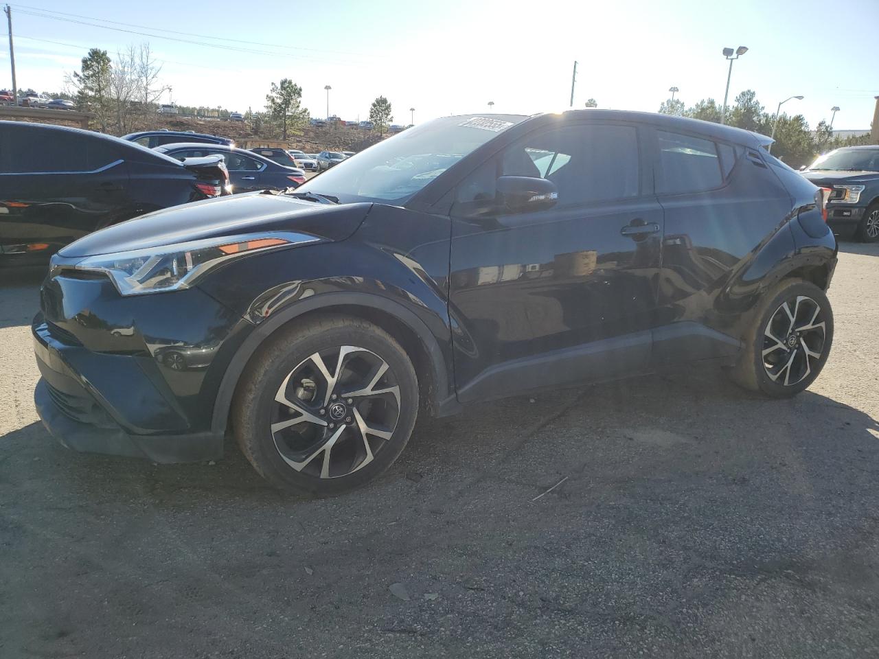 TOYOTA C-HR XLE 2018