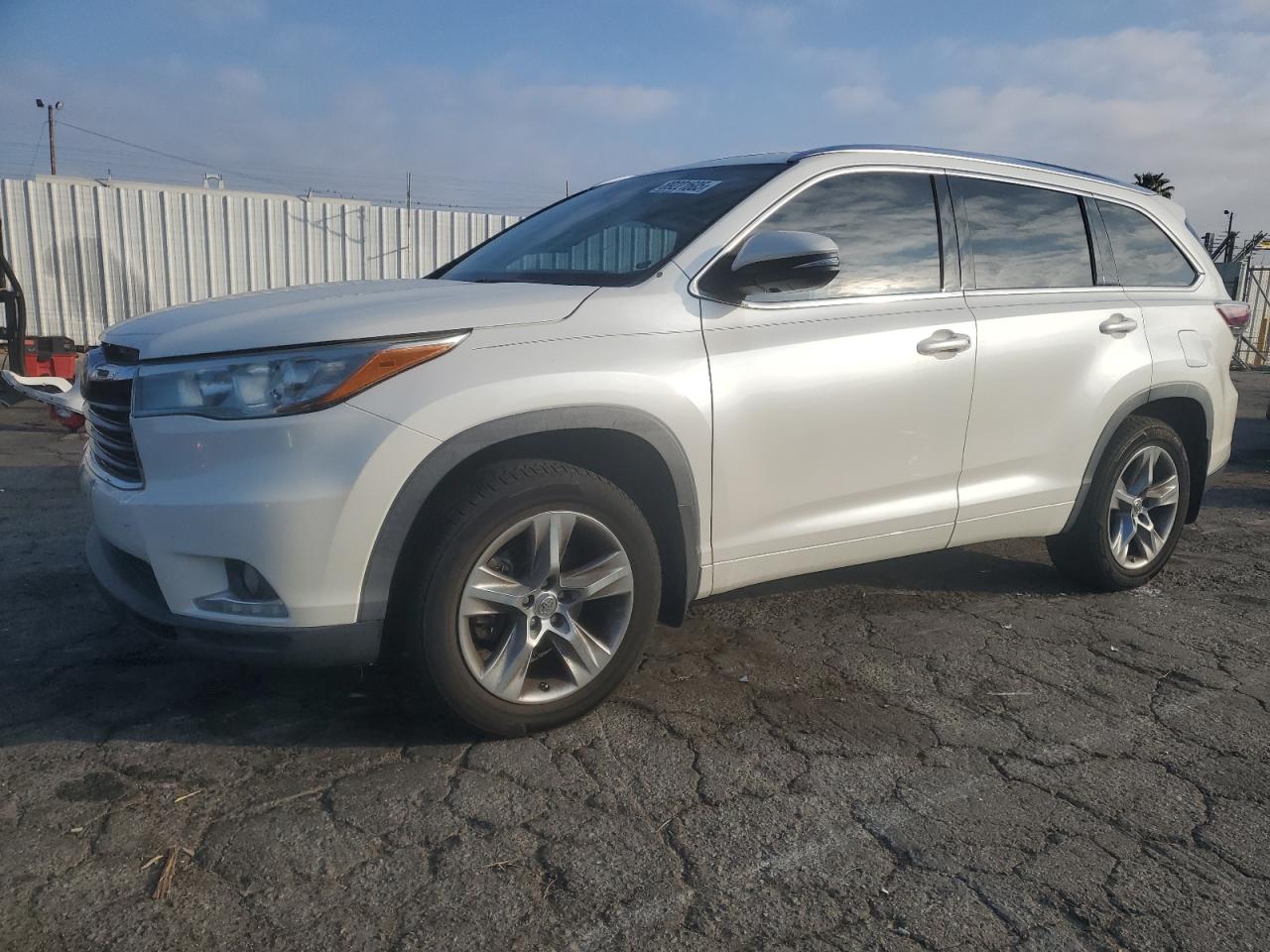 TOYOTA HIGHLANDER 2015