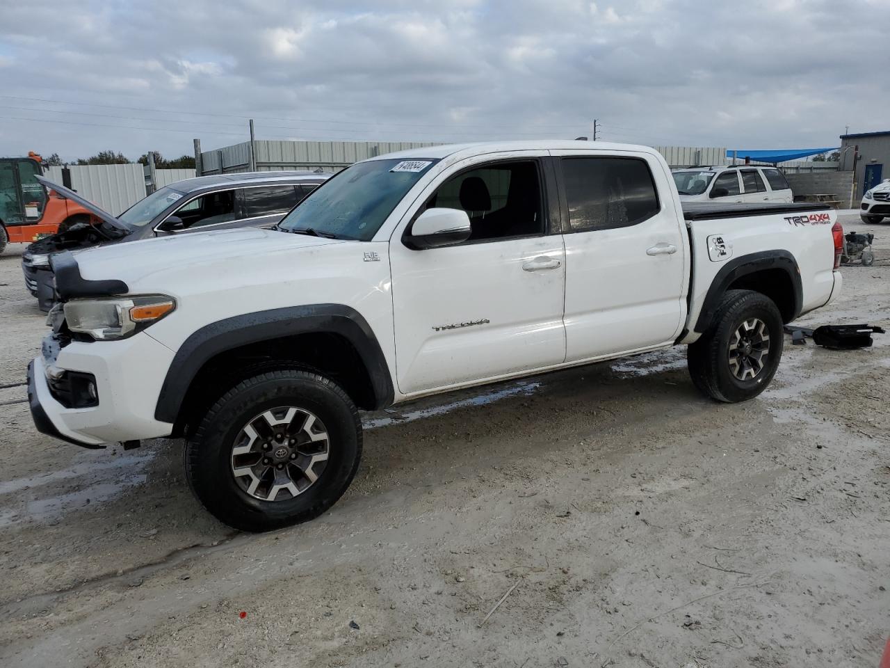 TOYOTA TACOMA DOU 2018