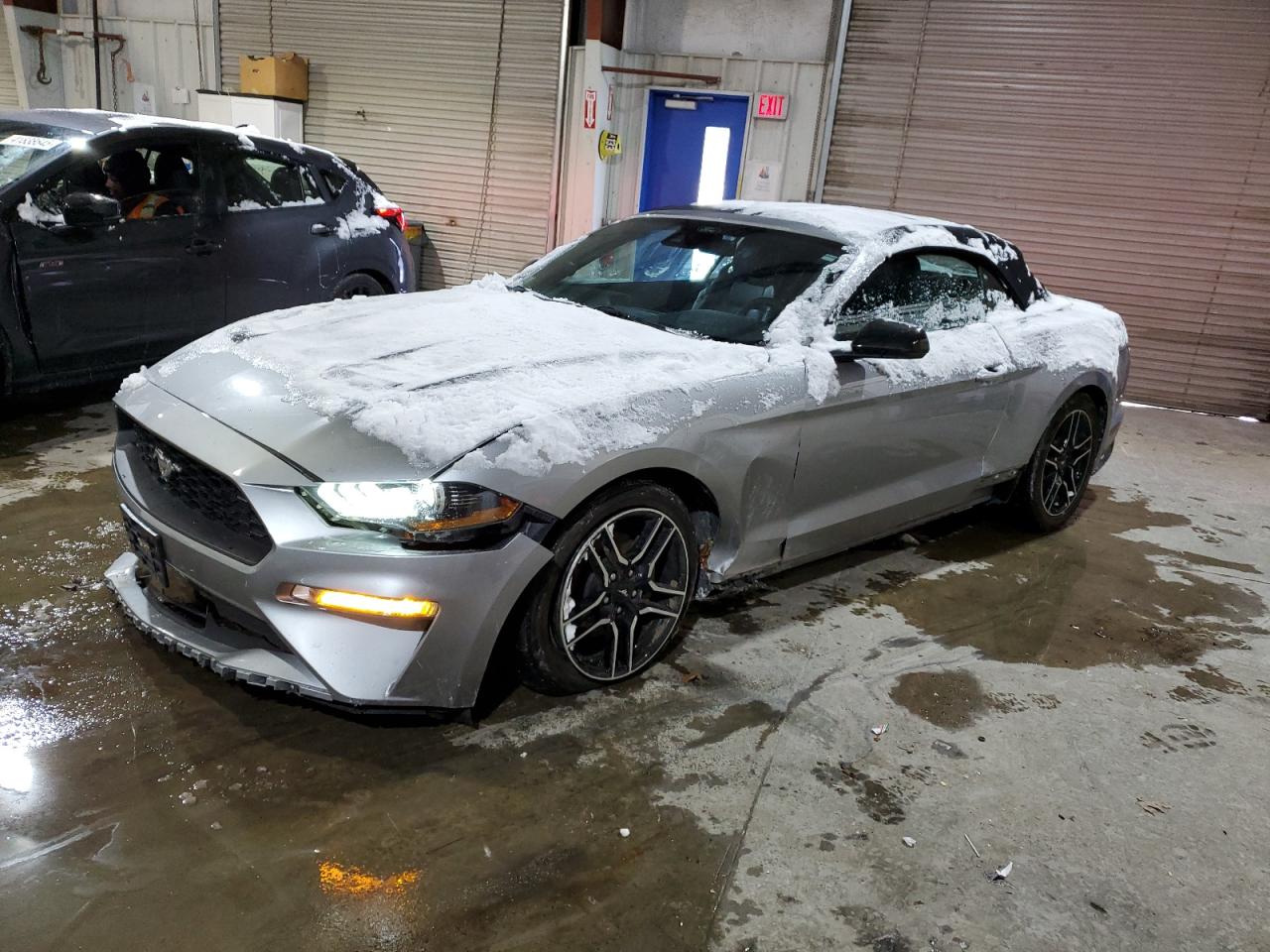 FORD MUSTANG 2021