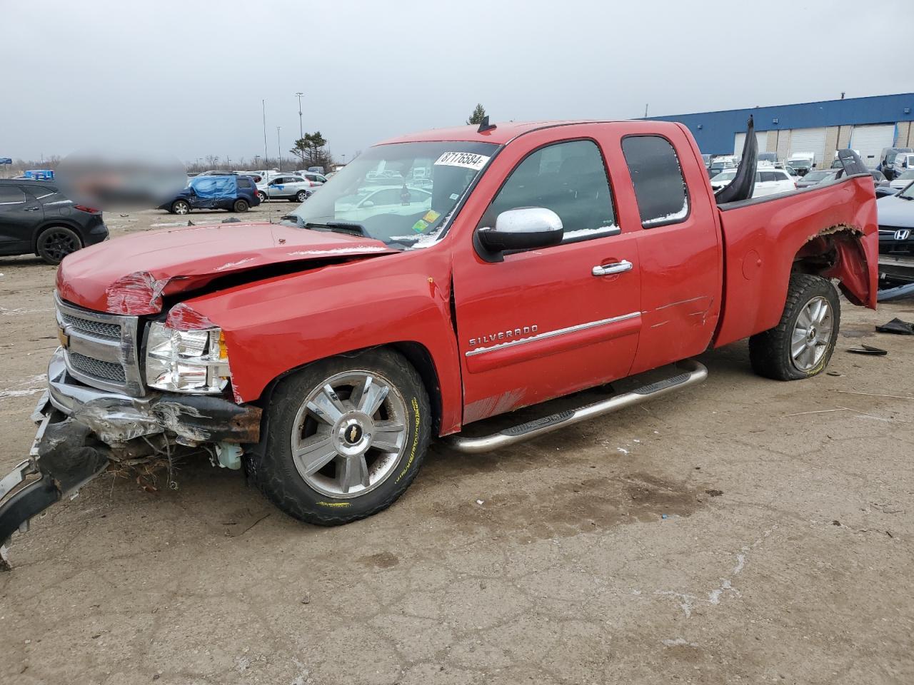 CHEVROLET SILVERADO 2013