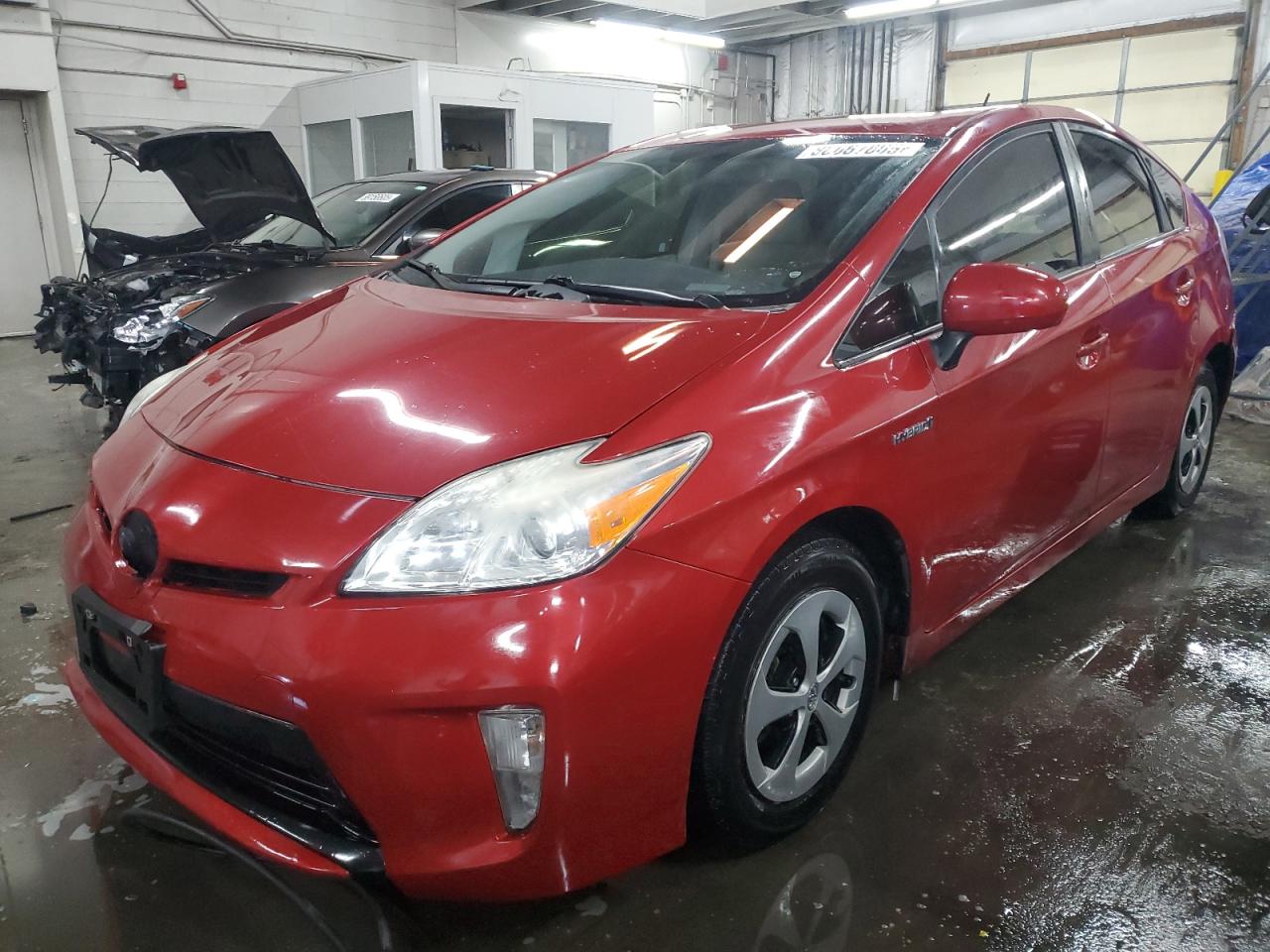 TOYOTA PRIUS 2013