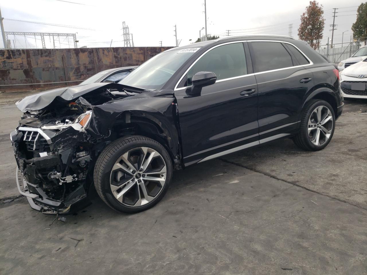 AUDI Q3 PREMIUM 2021