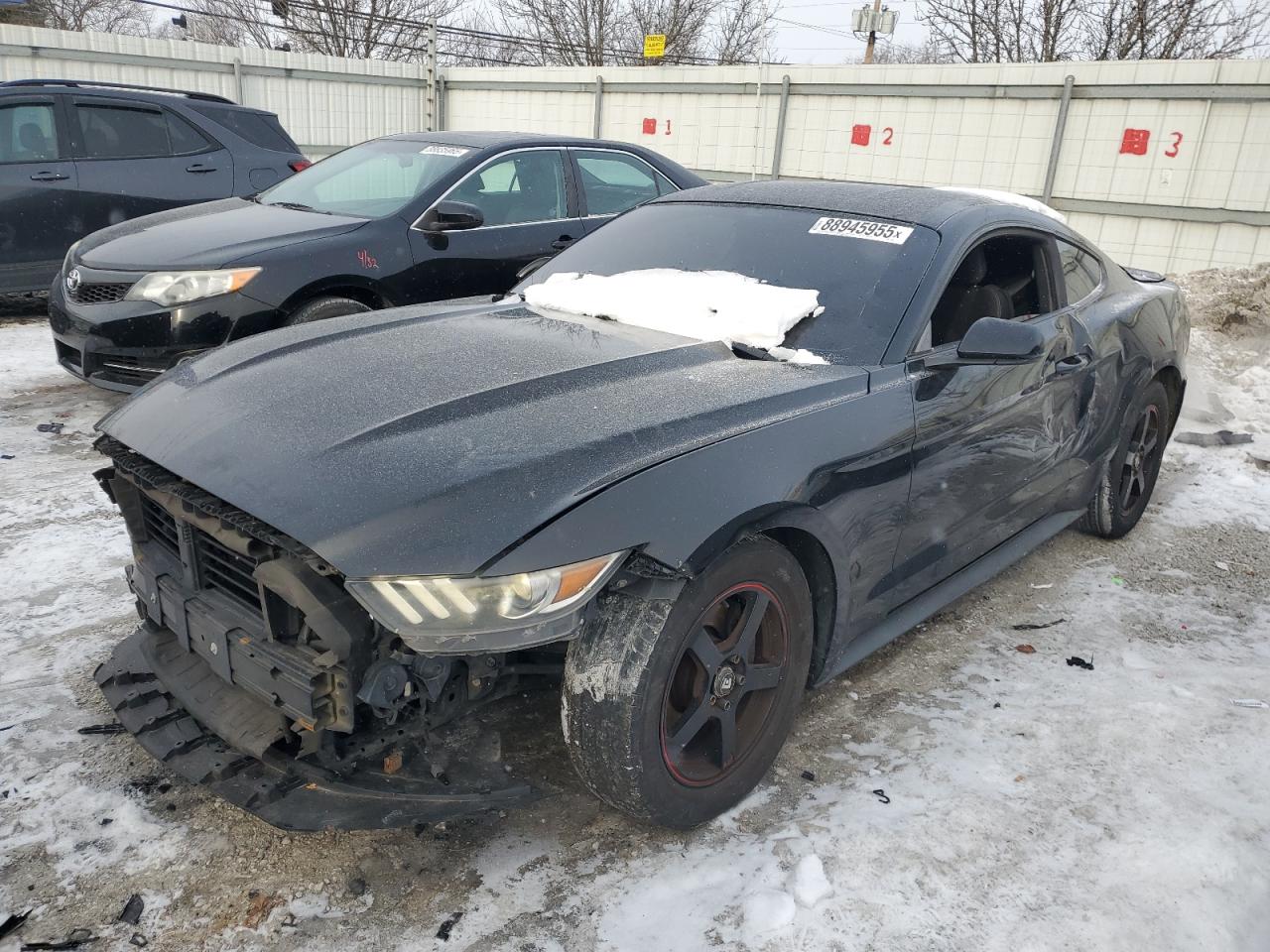 FORD MUSTANG 2015