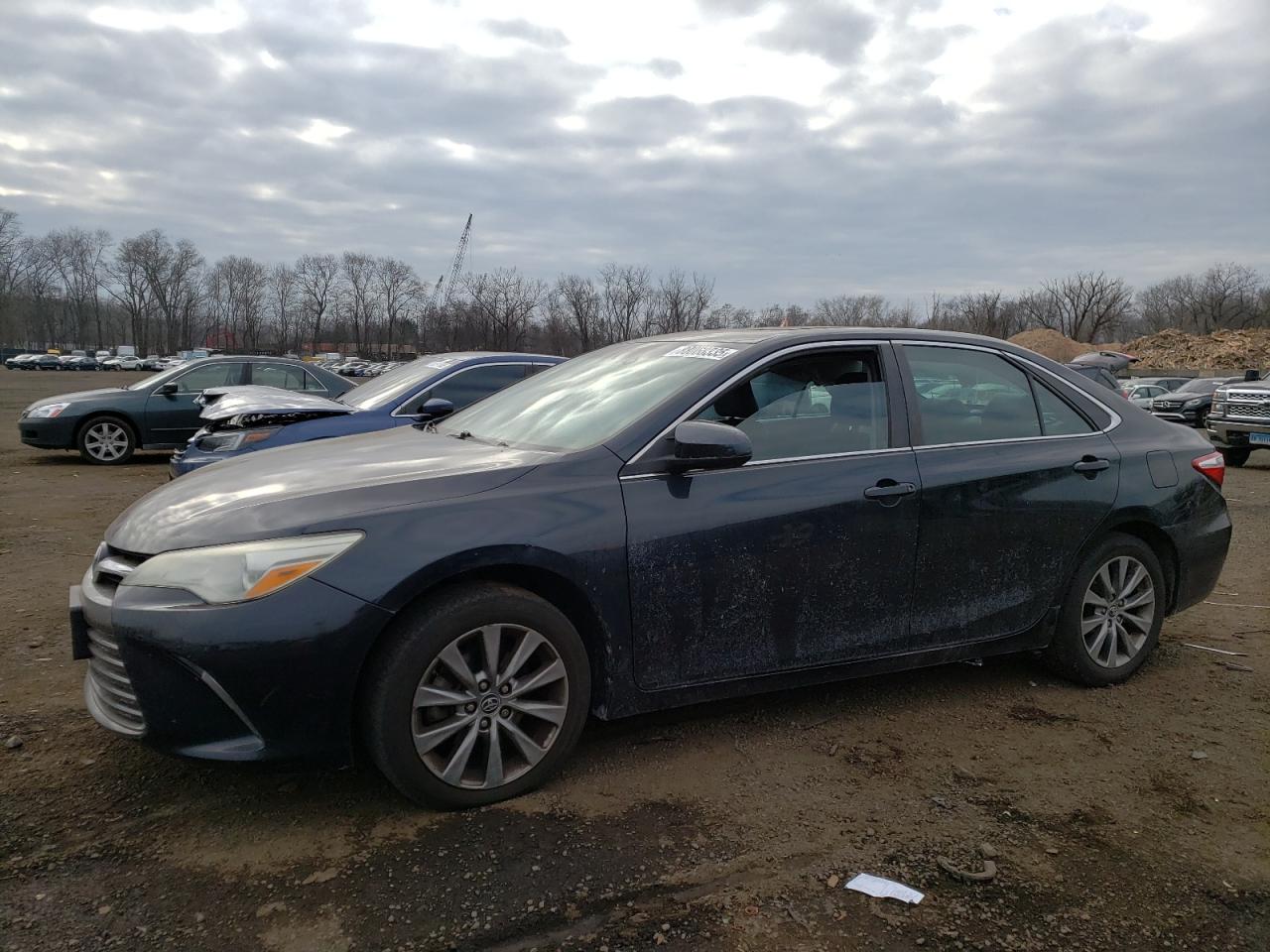 TOYOTA CAMRY LE 2015