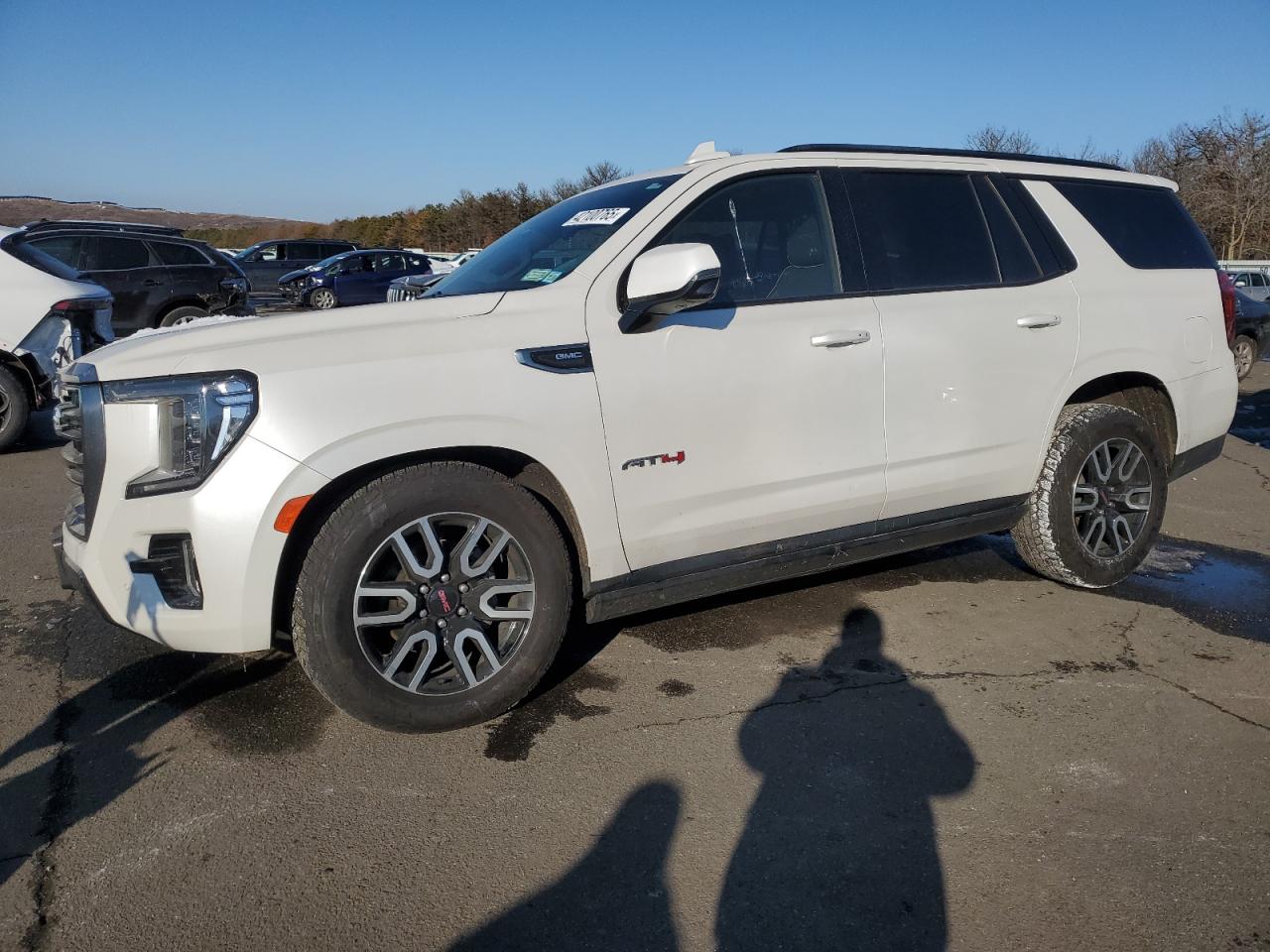 GMC YUKON AT4 2021