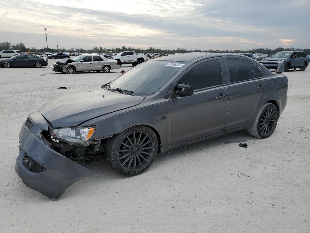 MITSUBISHI LANCER ES/ 2010