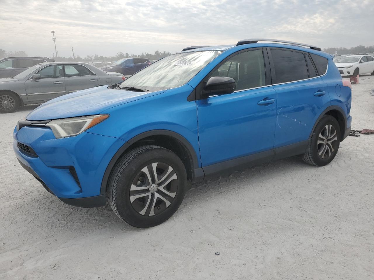 TOYOTA RAV4 LE 2017
