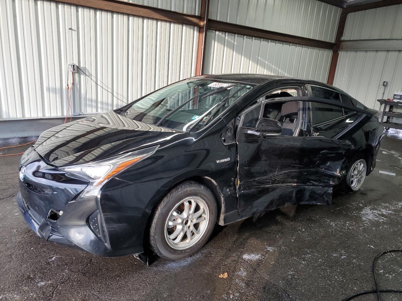TOYOTA PRIUS 2016
