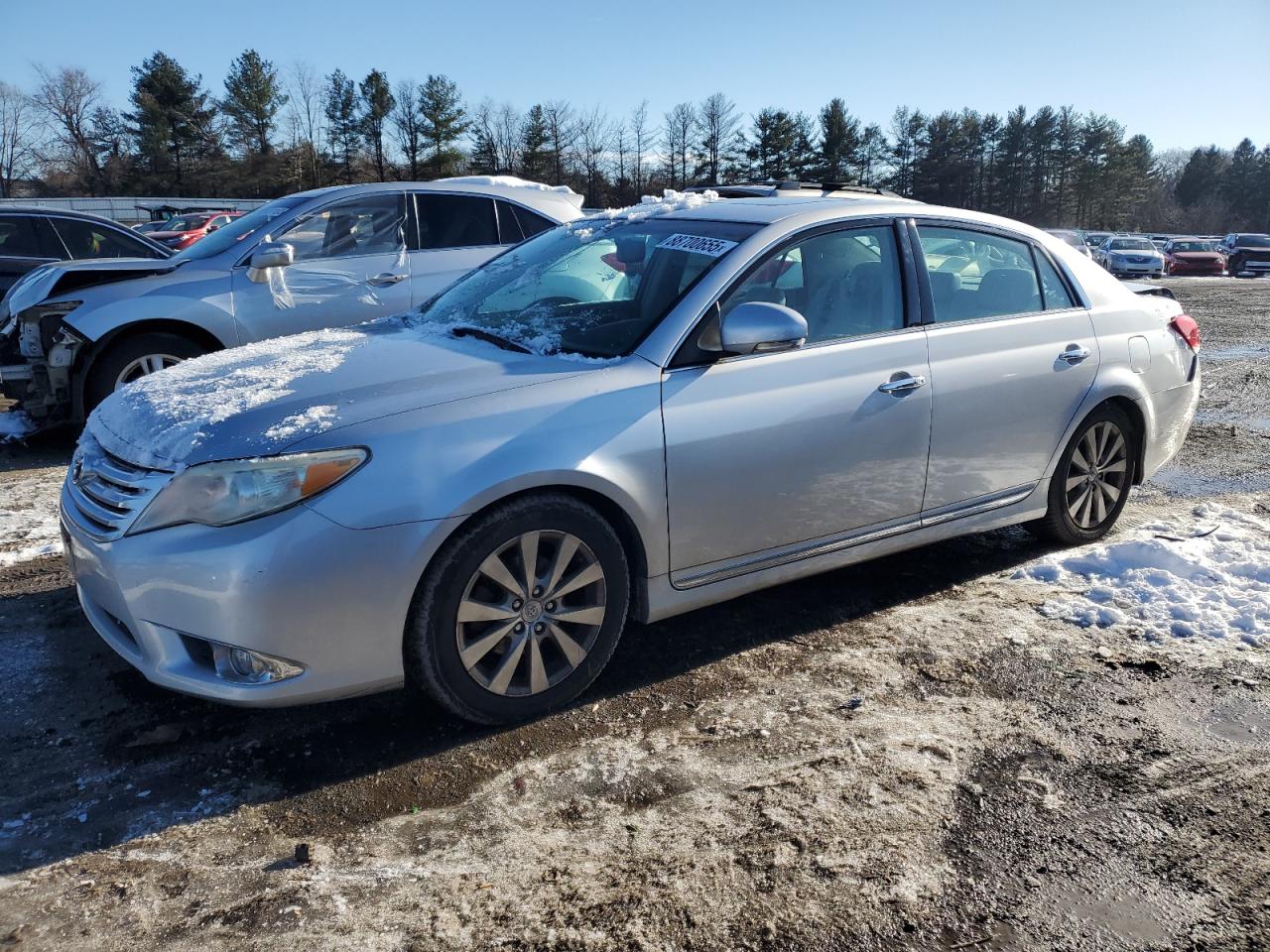 TOYOTA AVALON BAS 2011