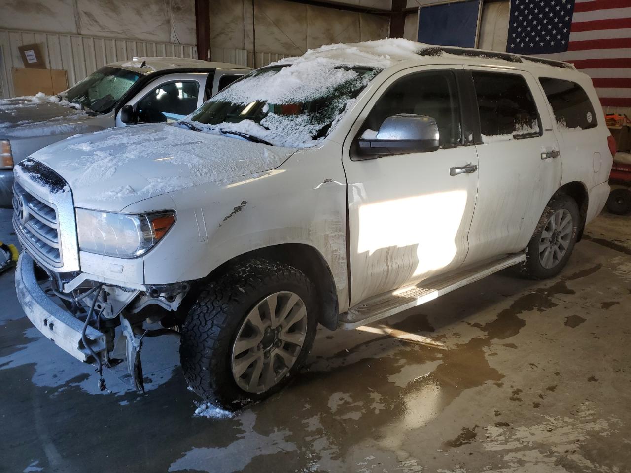 TOYOTA SEQUOIA LI 2012