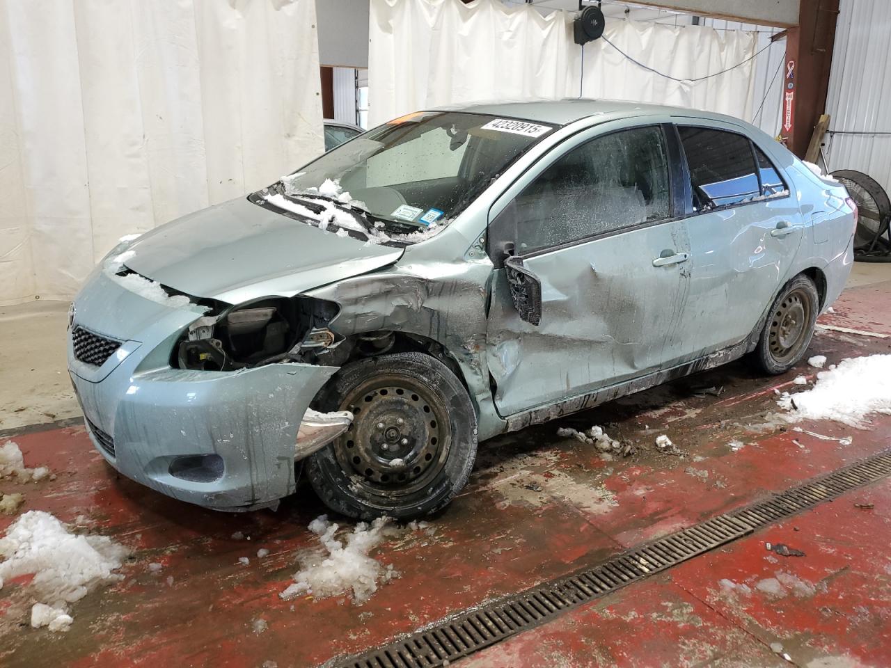 TOYOTA YARIS 2010